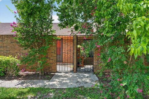 Propiedad comercial en venta en High Springs, Florida, 4 dormitorios, 243.78 m2 № 2157825 - foto 11
