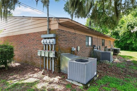 Propiedad comercial en venta en High Springs, Florida, 4 dormitorios, 243.78 m2 № 2157825 - foto 12