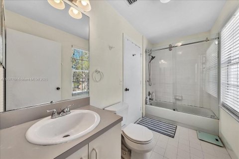 Casa en venta en Miramar, Florida, 3 dormitorios, 172.98 m2 № 1752627 - foto 23