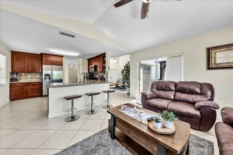 Casa en venta en Miramar, Florida, 3 dormitorios, 172.98 m2 № 1752627 - foto 15