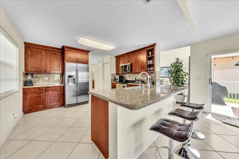 Casa en venta en Miramar, Florida, 3 dormitorios, 172.98 m2 № 1752627 - foto 12