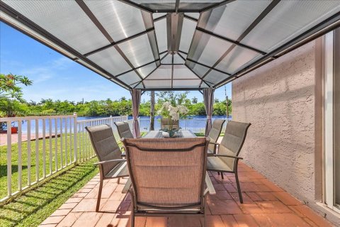 Casa en venta en Miramar, Florida, 3 dormitorios, 172.98 m2 № 1752627 - foto 27