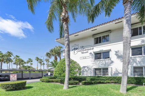 Condo in Deerfield Beach, Florida, 2 bedrooms  № 2181249 - photo 17