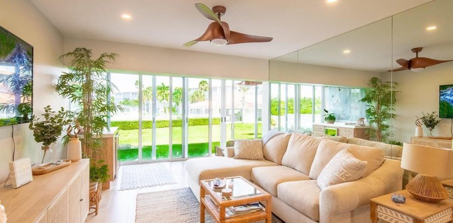Condo in Deerfield Beach, Florida, 2 bedrooms  № 2181249