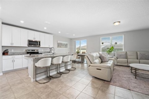 House in Haines City, Florida 4 bedrooms, 183.76 sq.m. № 1844392 - photo 7