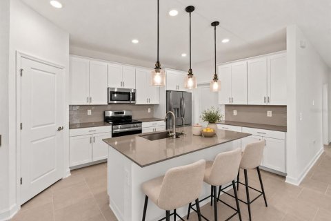 Casa en venta en Kissimmee, Florida, 4 dormitorios, 199.83 m2 № 2385770 - foto 7