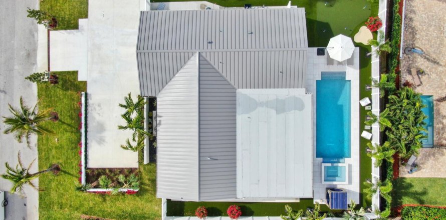 Villa ou maison à Juno Beach, Floride 4 chambres, 269.04 m2 № 1033937