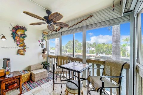 Copropriété à vendre à Hallandale Beach, Floride: 2 chambres, 97.55 m2 № 1981461 - photo 20