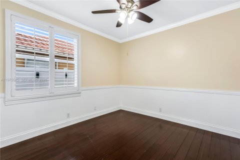 House in Pembroke Pines, Florida 5 bedrooms, 261.98 sq.m. № 2045929 - photo 29