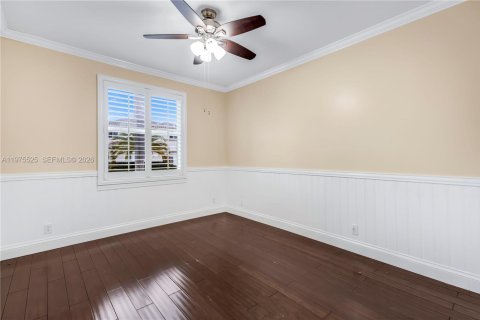 House in Pembroke Pines, Florida 5 bedrooms, 261.98 sq.m. № 2045929 - photo 27