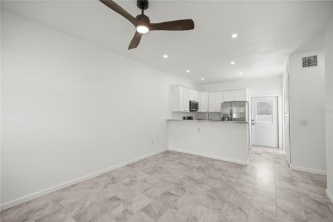 Townhouse in Williston, Florida 2 bedrooms, 92.9 sq.m. № 1894673 - photo 9