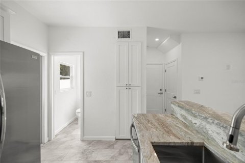 Townhouse in Williston, Florida 2 bedrooms, 92.9 sq.m. № 1894673 - photo 13