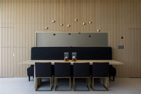 Casa en alquiler en Miami Beach, Florida, 5 dormitorios, 257.25 m2 № 1992907 - foto 7