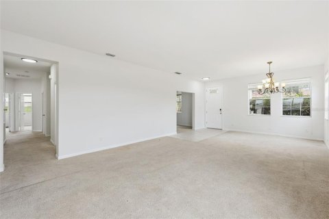 Casa en venta en Clermont, Florida, 3 dormitorios, 217.76 m2 № 2203510 - foto 15