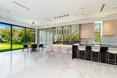 Casa en venta en Davie, Florida, 5 dormitorios, 559.18 m2 № 1983498 - foto 12