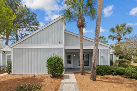 Condo in Miramar Beach, Florida, 2 bedrooms  № 560423 - photo 1