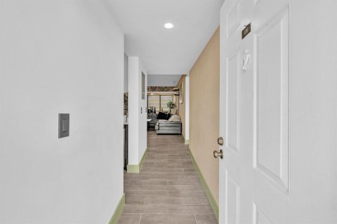 Copropriété à vendre à West Palm Beach, Floride: 2 chambres, 133.97 m2 № 2182991 - photo 26