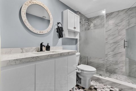 Copropriété à vendre à West Palm Beach, Floride: 2 chambres, 133.97 m2 № 2182991 - photo 16