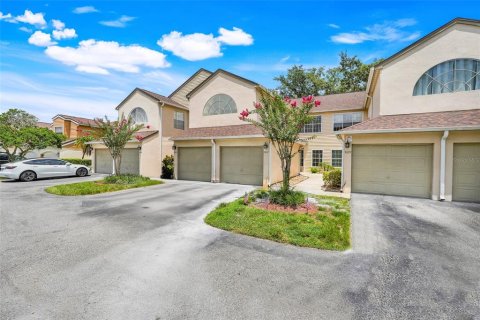 Copropriété à vendre à Orlando, Floride: 2 chambres, 121.24 m2 № 1838005 - photo 1