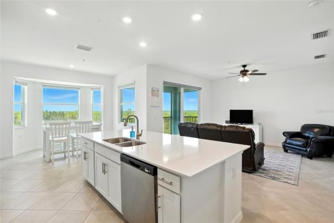 Condo in Punta Gorda, Florida, 2 bedrooms  № 1918620 - photo 11
