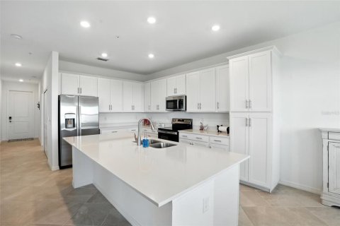 Condo in Punta Gorda, Florida, 2 bedrooms  № 1918620 - photo 9