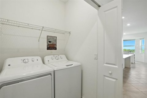 Condo in Punta Gorda, Florida, 2 bedrooms  № 1918620 - photo 24