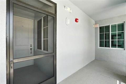 Condo in Punta Gorda, Florida, 2 bedrooms  № 1918620 - photo 3
