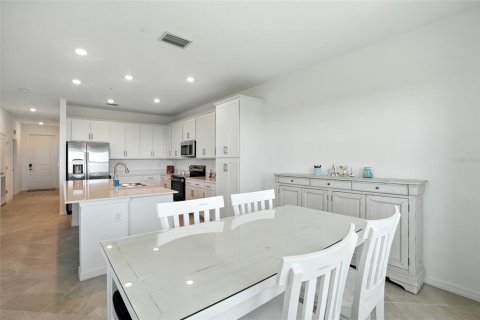 Condo in Punta Gorda, Florida, 2 bedrooms  № 1918620 - photo 15