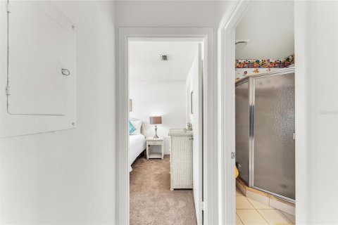 Condo in Sarasota, Florida, 2 bedrooms № 2334261 - photo 27