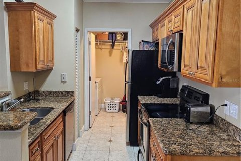 Condo in Lake Mary, Florida, 1 bedroom  № 2092880 - photo 4