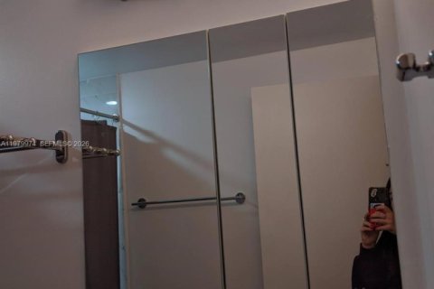 Condo in North Miami, Florida, 1 bedroom  № 2046471 - photo 7