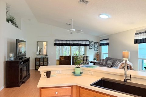 Casa en venta en Spring Hill, Florida, 2 dormitorios, 118.91 m2 № 2209848 - foto 9