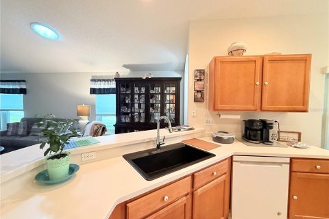 Casa en venta en Spring Hill, Florida, 2 dormitorios, 118.91 m2 № 2209848 - foto 8