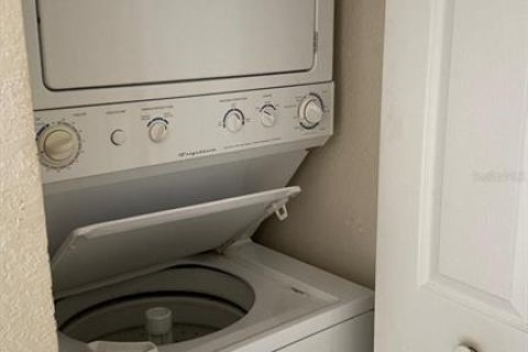 Apartamento en alquiler en Orlando, Florida, 2 dormitorios, 106.84 m2 № 1835003 - foto 24