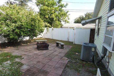 Casa en alquiler en Saint Petersburg, Florida, 3 dormitorios, 143.91 m2 № 1879994 - foto 18
