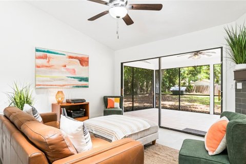 House in Sarasota, Florida 3 bedrooms, 152.64 sq.m. № 1757392 - photo 11