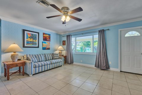 Villa ou maison à vendre à Boynton Beach, Floride: 2 chambres, 97.73 m2 № 2340365 - photo 5