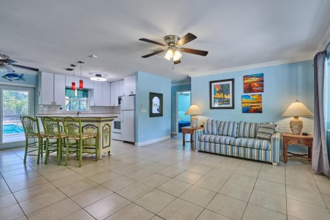 Villa ou maison à vendre à Boynton Beach, Floride: 2 chambres, 97.73 m2 № 2340365 - photo 4