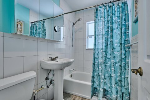 Villa ou maison à vendre à Boynton Beach, Floride: 2 chambres, 97.73 m2 № 2340365 - photo 10