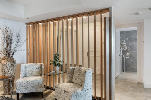 Condominio en venta en Aventura, Florida, 3 dormitorios, 286.32 m2 № 1790360 - foto 13