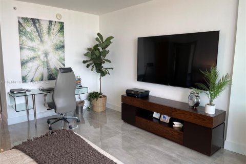 Condominio en venta en Aventura, Florida, 3 dormitorios, 286.32 m2 № 1790360 - foto 17