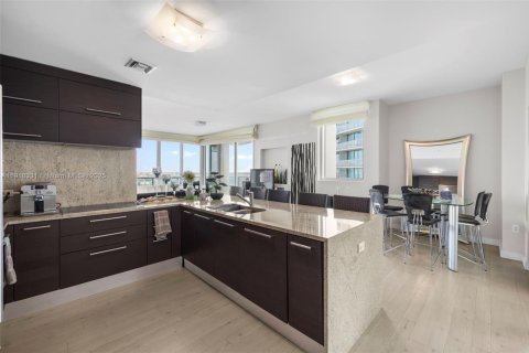 Copropriété à vendre à Miami, Floride: 3 chambres, 157.38 m2 № 1974430 - photo 4