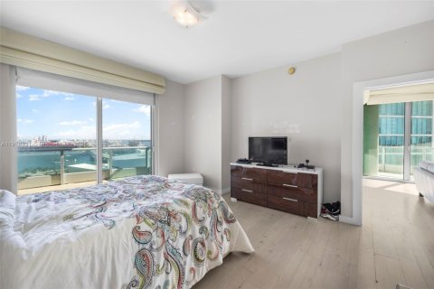 Copropriété à vendre à Miami, Floride: 3 chambres, 157.38 m2 № 1974430 - photo 16