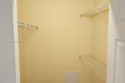 Condominio en venta en Fort Myers, Florida, 2 dormitorios № 1775954 - foto 13