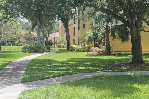 Condominio en venta en Fort Myers, Florida, 2 dormitorios № 1775954 - foto 26