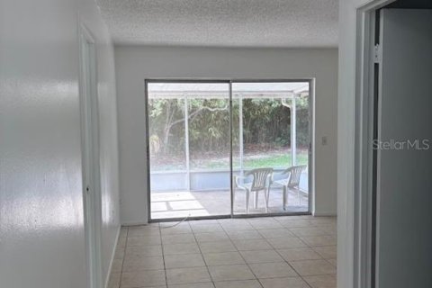 Apartment in Spring Hill, Florida 2 bedrooms, 90.58 sq.m. № 2147942 - photo 2