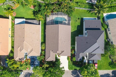 House in Weston, Florida 3 bedrooms, 215.9 sq.m. № 2187113 - photo 3