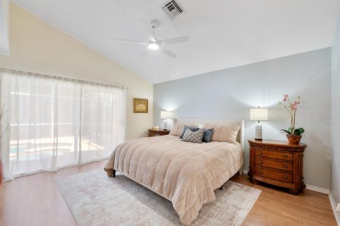 House in Weston, Florida 3 bedrooms, 215.9 sq.m. № 2187113 - photo 18