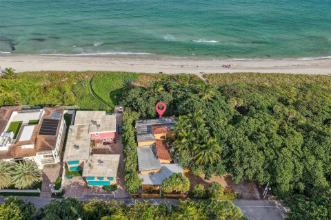 House in Hollywood, Florida 4 bedrooms, 319.03 sq.m. № 2083682