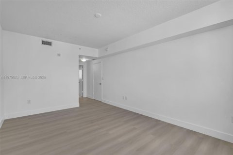 Купить кондоминиум в Авентура, Флорида 2 спальни, 109.53м2, № 2049066 - фото 15